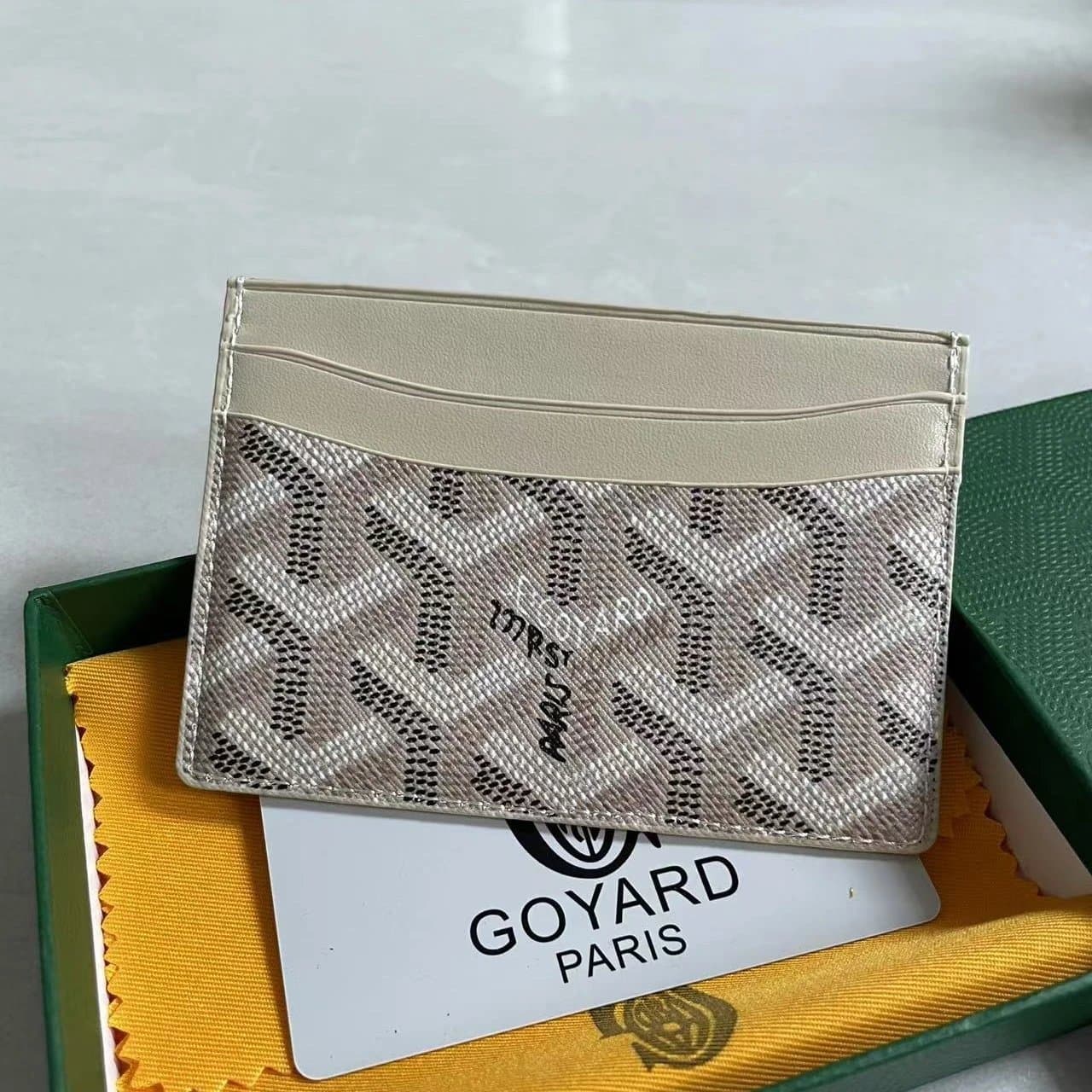 Goyard Card Holder Chevron Pattern — 杏色