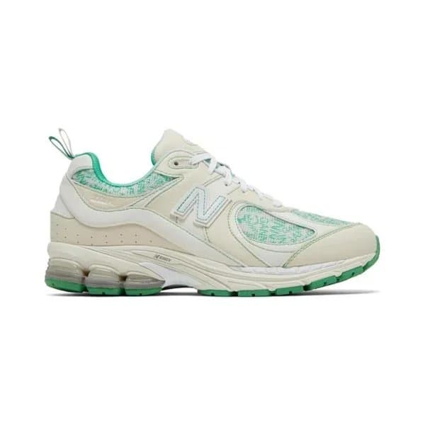 New Balance 2002R Cloud White — 36-47 (Remark: Size info in message☟☟☟） · GANNITurtledove