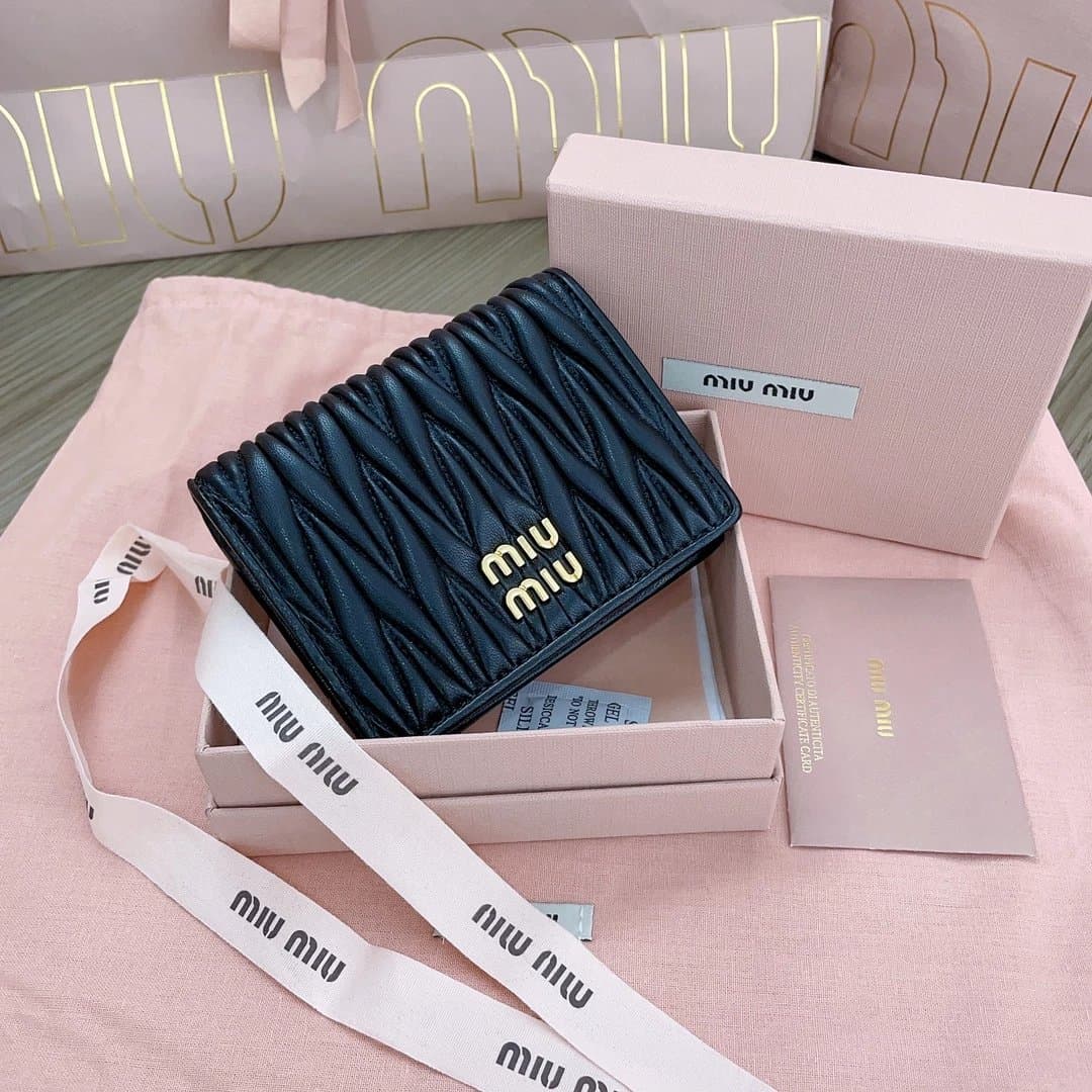 Miu Miu Matelassé Wallet Quilted Leather