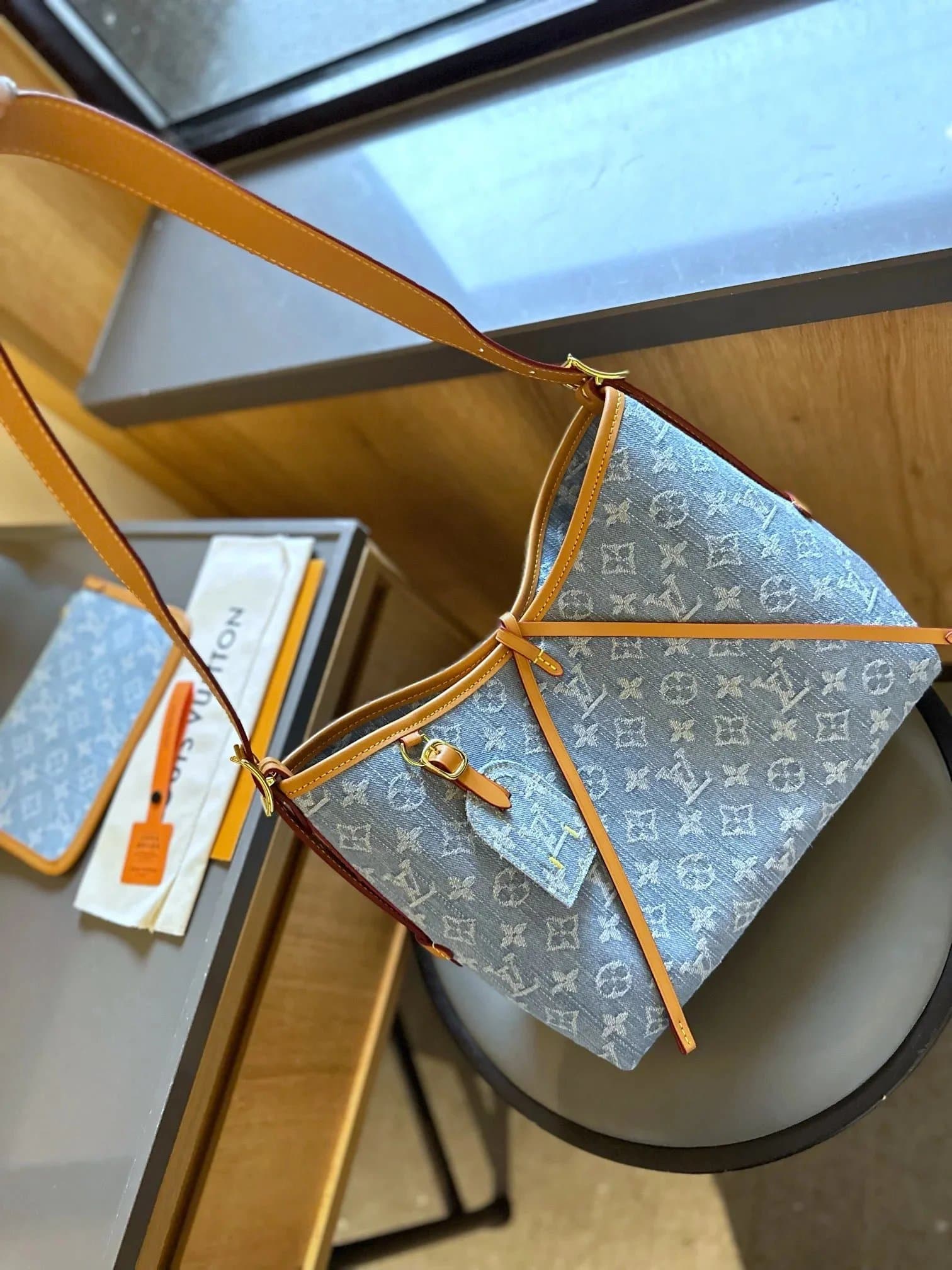 Louis Vuitton Pochette Métis Monogram Denim