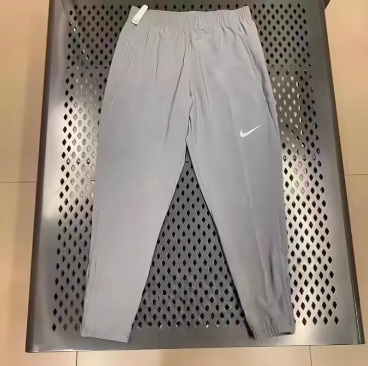 Nike Training Pants Grid Print — 运动裤9