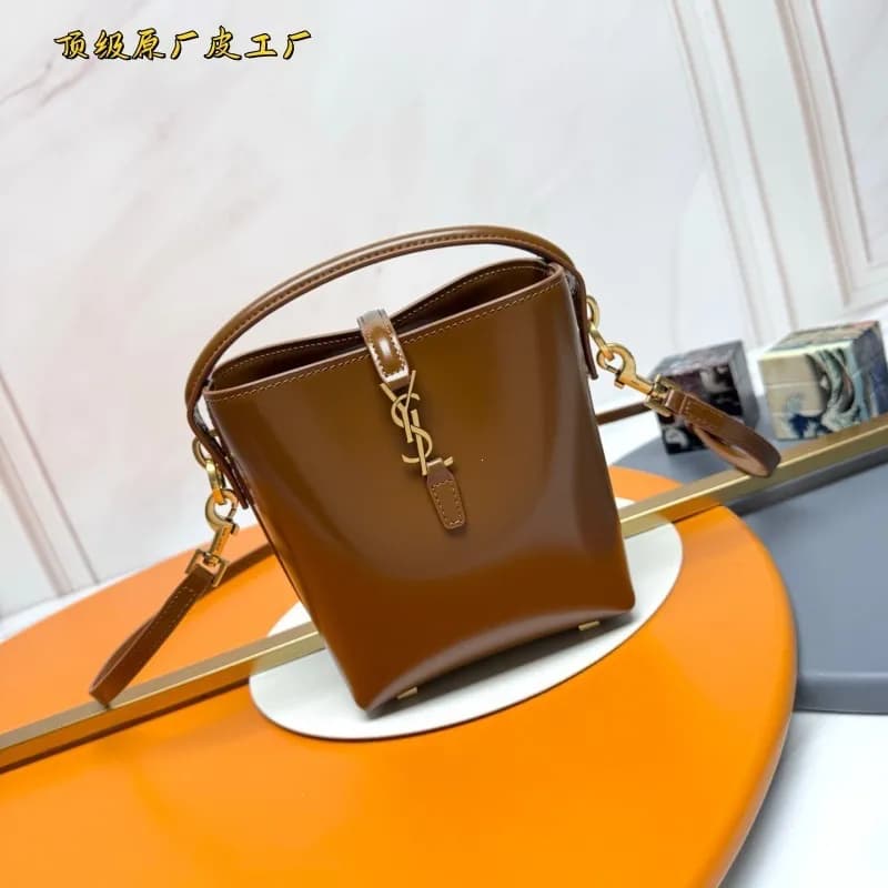 Saint Laurent Niki Mini Smooth Leather — 210【款式】