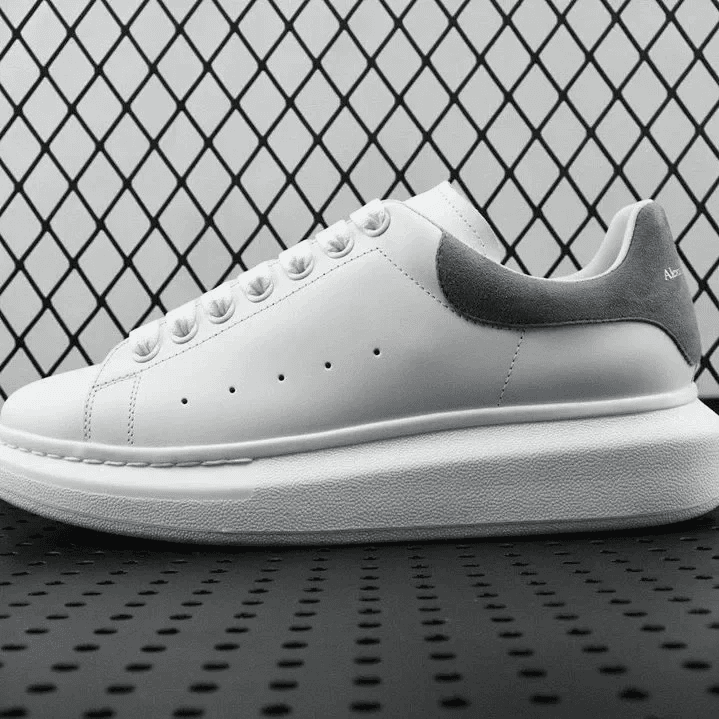 Alexander McQueen Sneaker Oversized Sole — 麦昆雾霾蓝尾巴