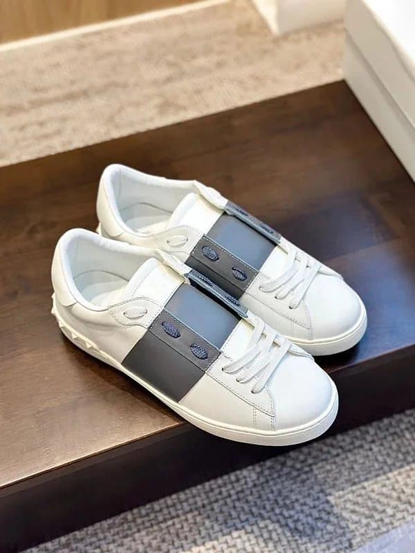 Valentino Rockstud Low Stud Strap — 烟灰色 27