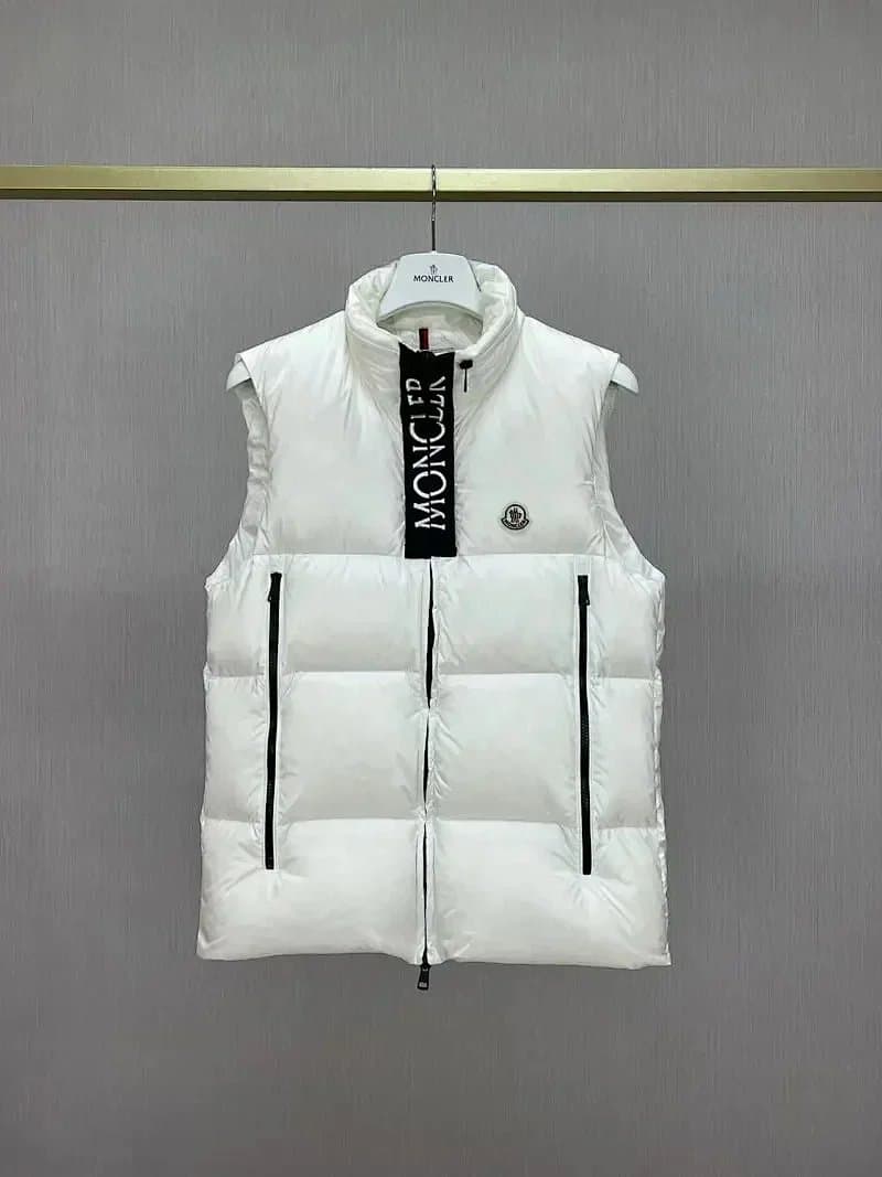 Moncler Puffer Jacket Glossy Red — 马甲02-白色