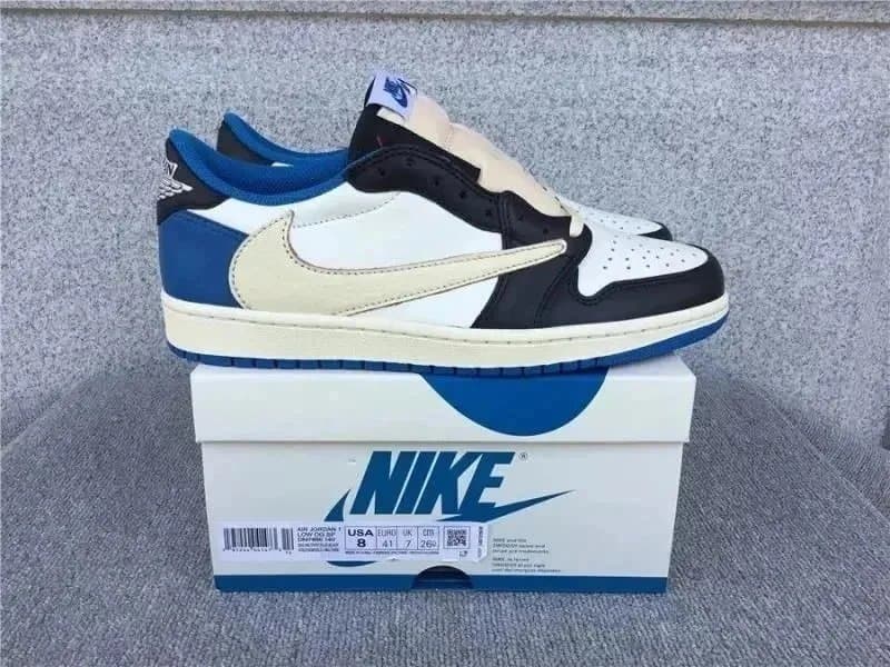 Air Jordan 1 Low Mocha