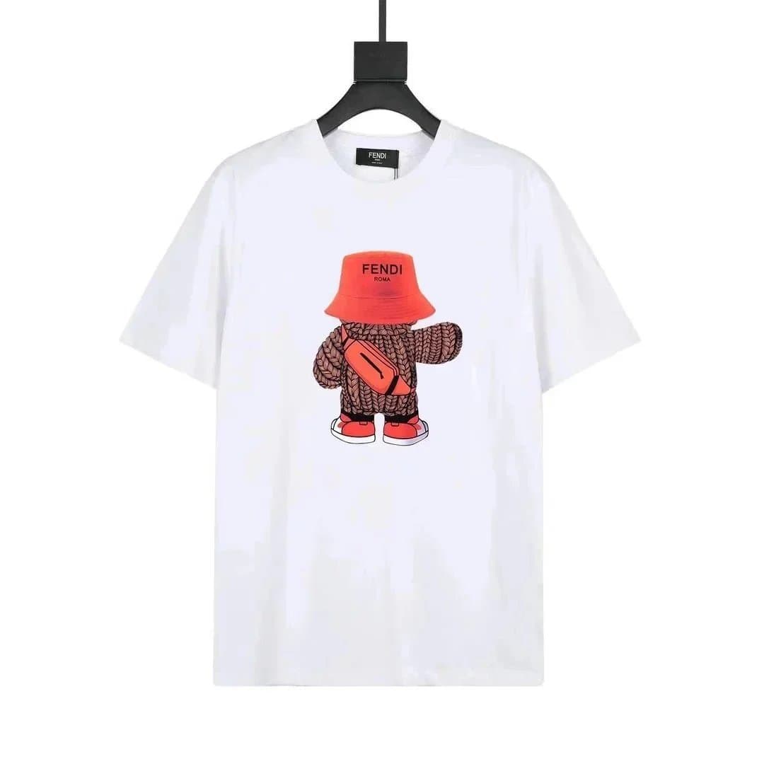 Fendi Graphic T-Shirt Bear with Bucket Hat Print