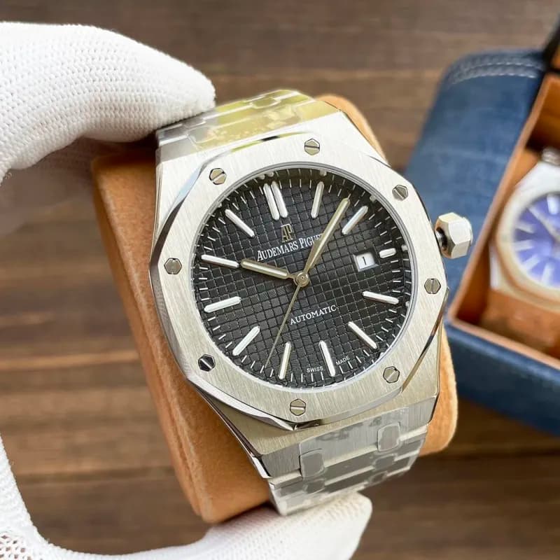 Audemars Piguet Royal Oak Jumbo Extra-Thin