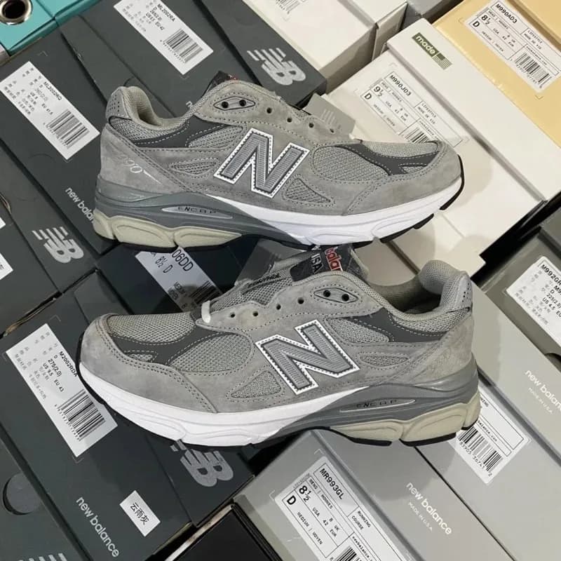 New Balance 990v3 Kith Collaboration — 总裁 NB990V3元祖灰 GY3
