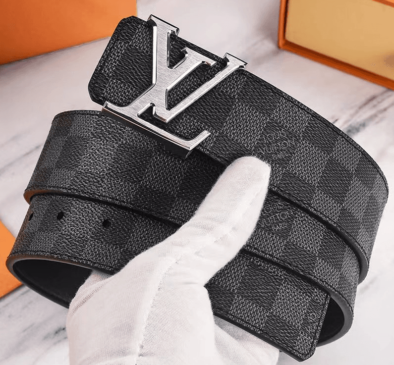 Louis Vuitton LV Initiales Belt Monogram Eclipse — B-3银标