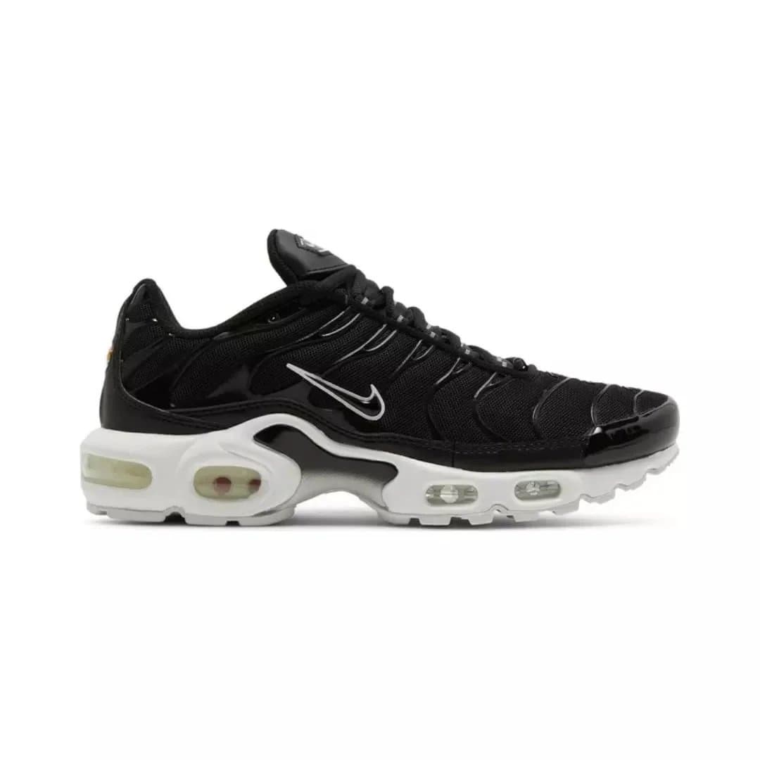 Nike Air Max Plus Flame — Black White