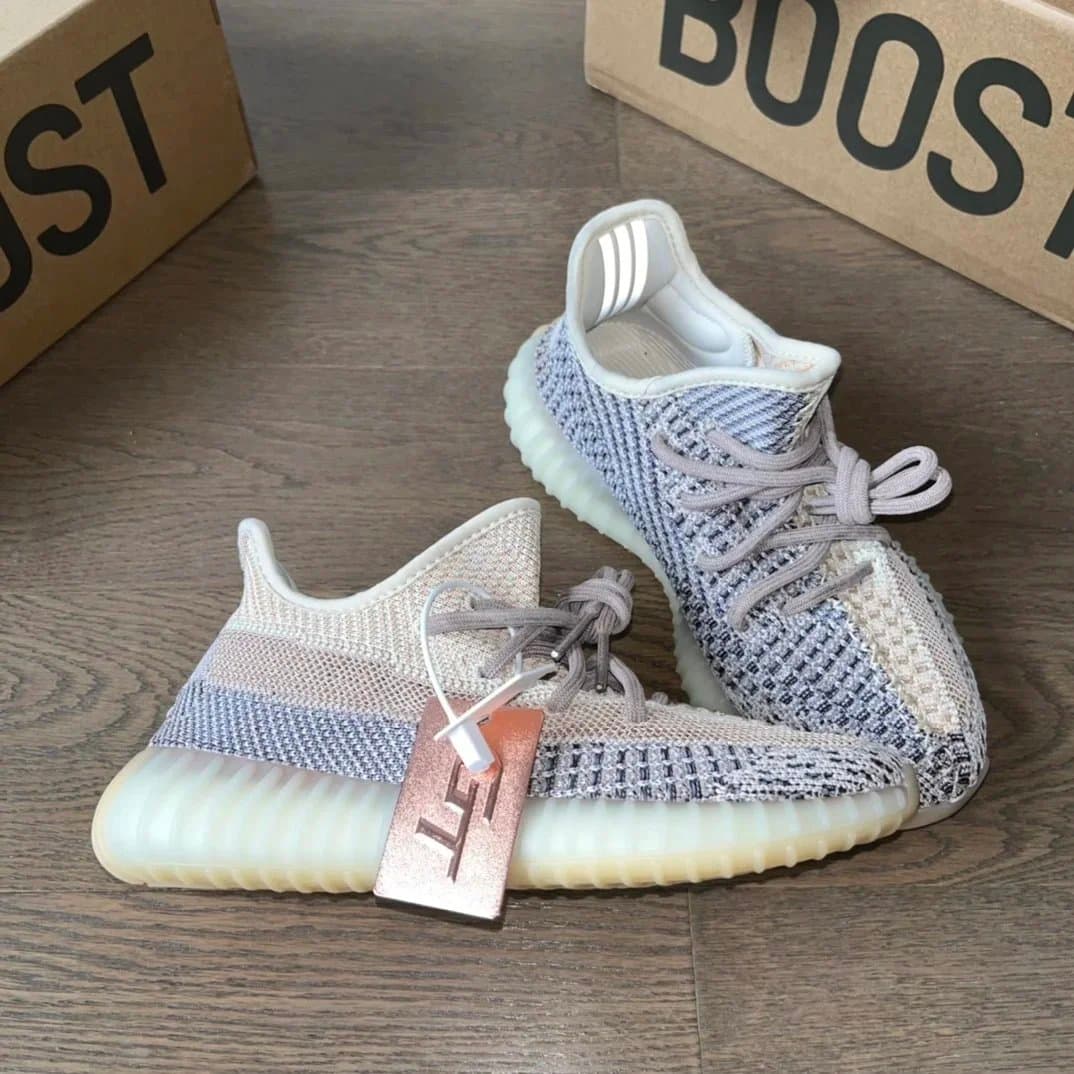 Yeezy Boost 350 V2 Zebra