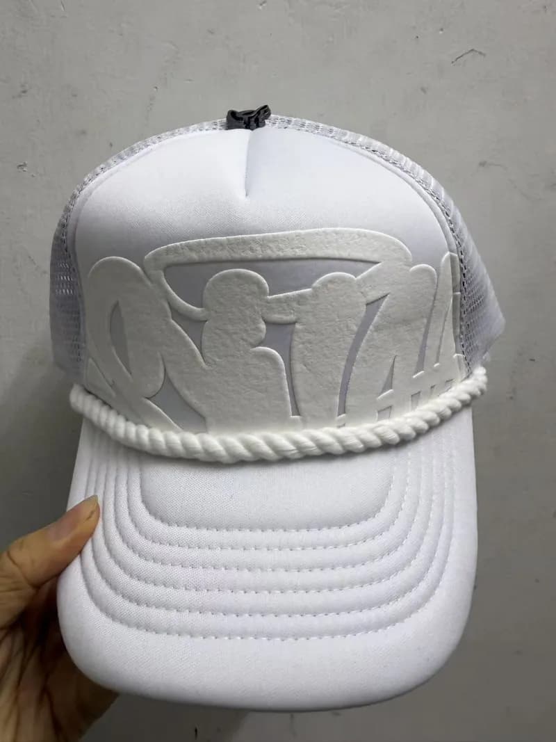 Chrome Hearts Snapback Cap Cross & CH Logo Embroidery — 90 white