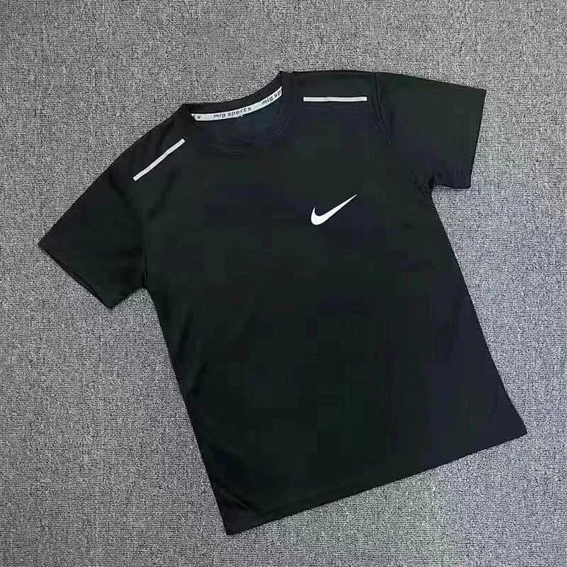 Nike Half-Zip Pullover Reflective Detail — 24