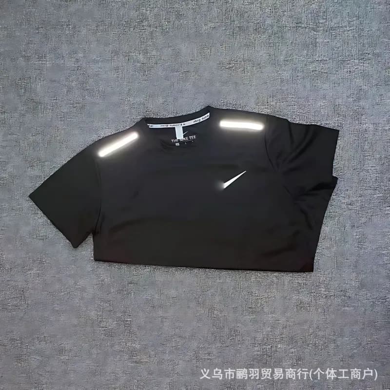 Nike The One Tee Reflective