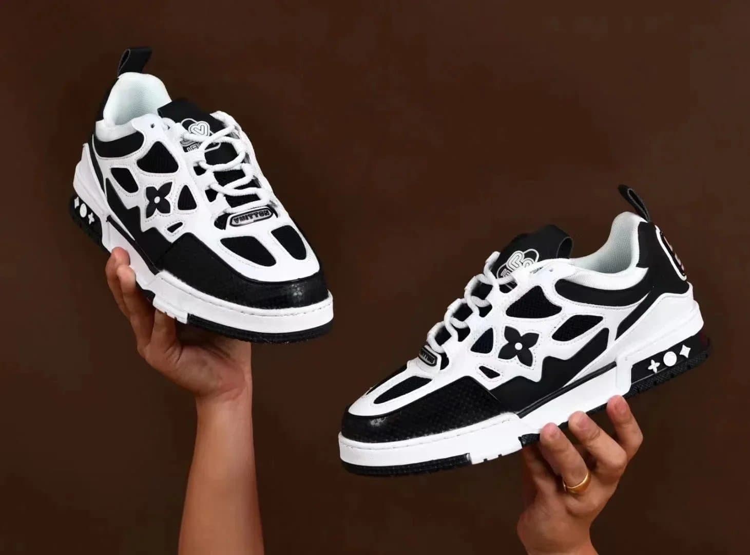 Louis Vuitton LV Trainer Monogram Flower — 18