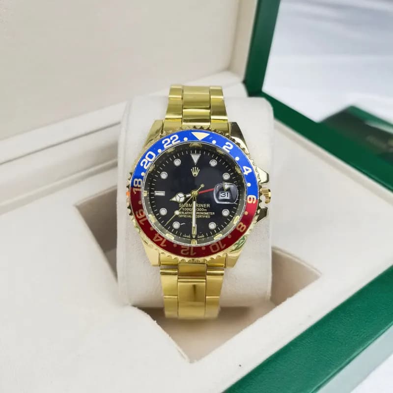Rolex Submariner White Dial with Black Bezel — 四针可乐圈三株金色 红蓝圈黑面