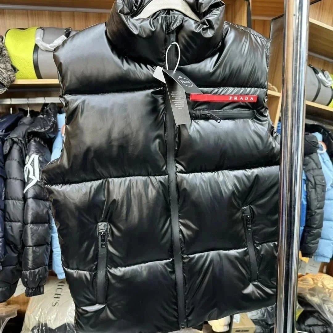 Moncler Down Jacket Quilted Hooded — 31黑色