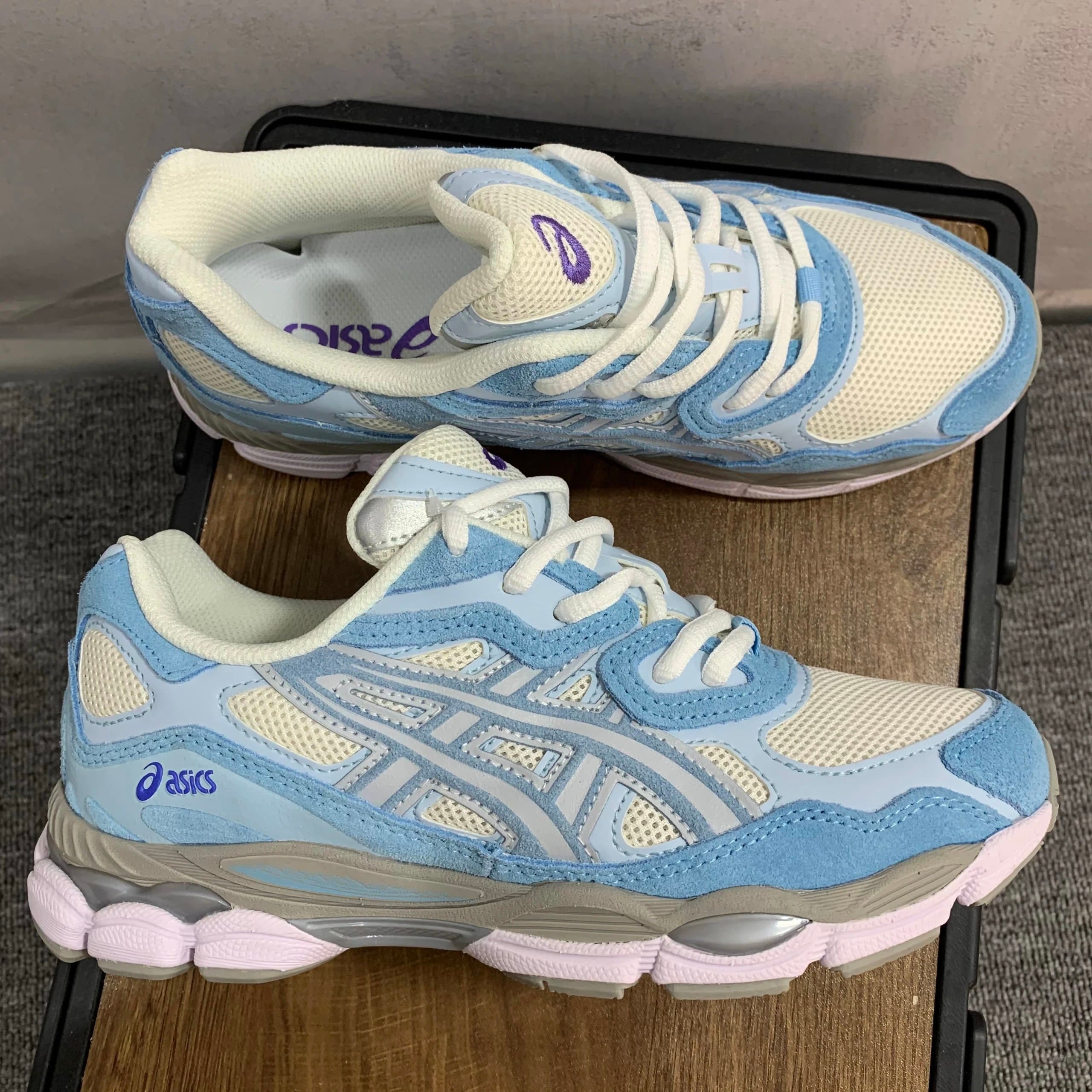 Asics Gel-Lyte III Pastel Blue