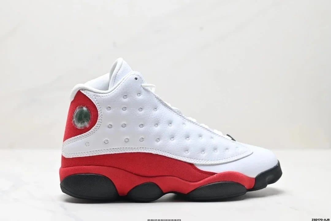 Air Jordan 13 Low Bred