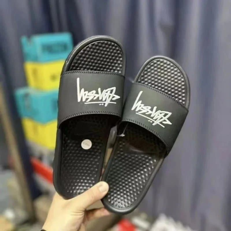 Nike Benassi JDI Swoosh — A22