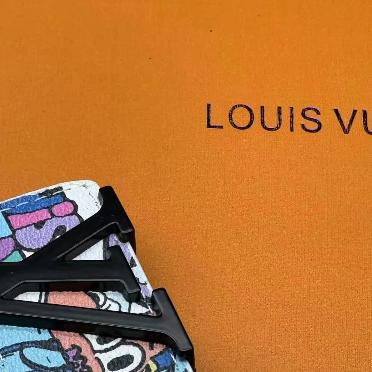 Louis Vuitton LV Belt Monogram Eclipse — 派大星 黑扣
