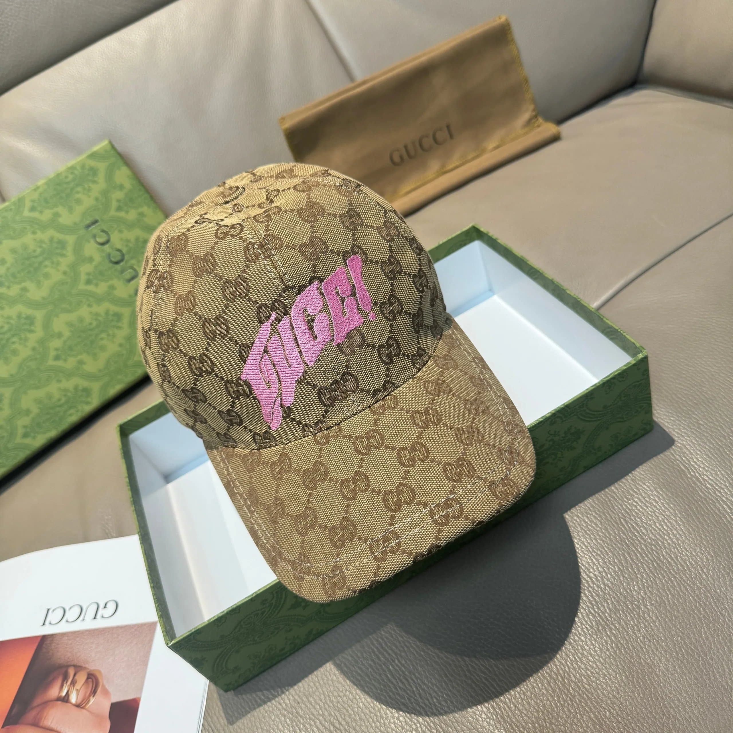 Gucci GG Logo Cap Monogram — 18