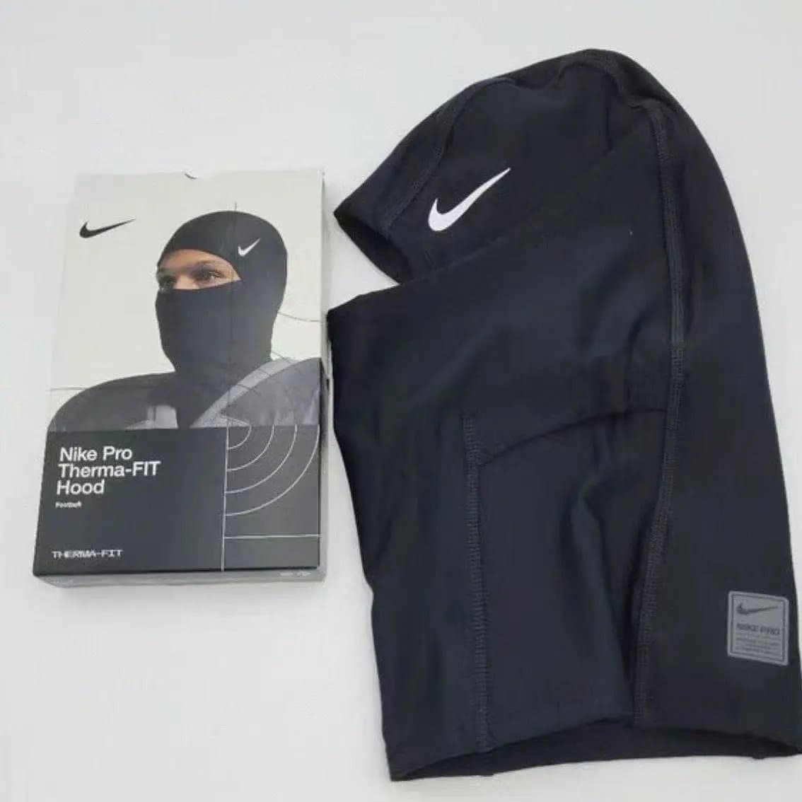 Nike Pro Thermo-FIT Hood Football