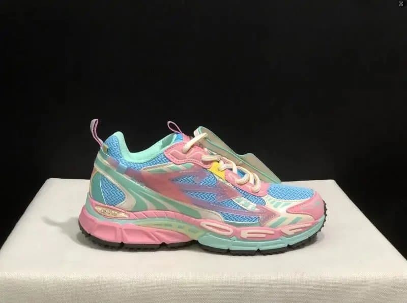 Off-White Runner Arrow Print — 粉蓝色