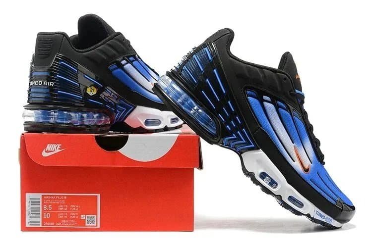 Nike Air Max Plus Triple Black — 15
