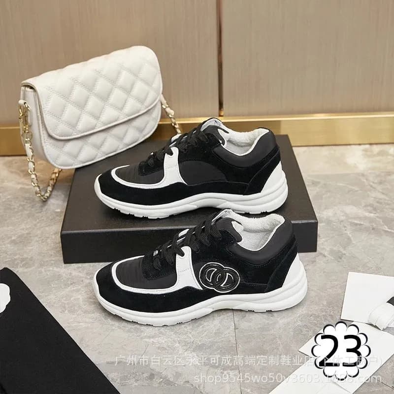 Chanel Sneaker CC Logo
