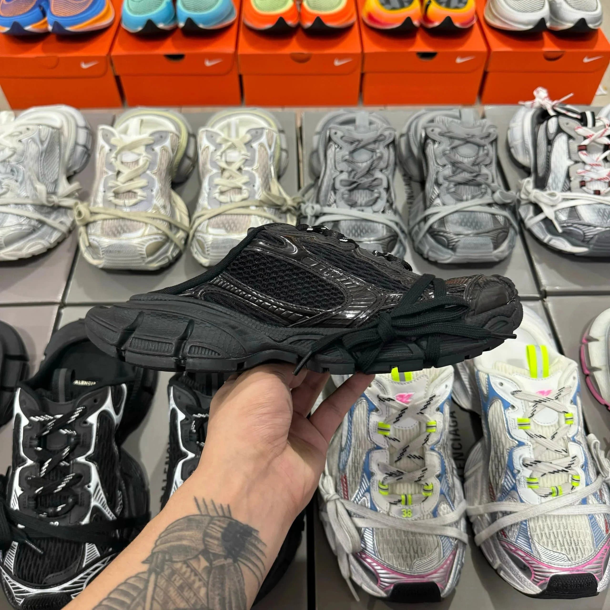 Balenciaga Triple S Black