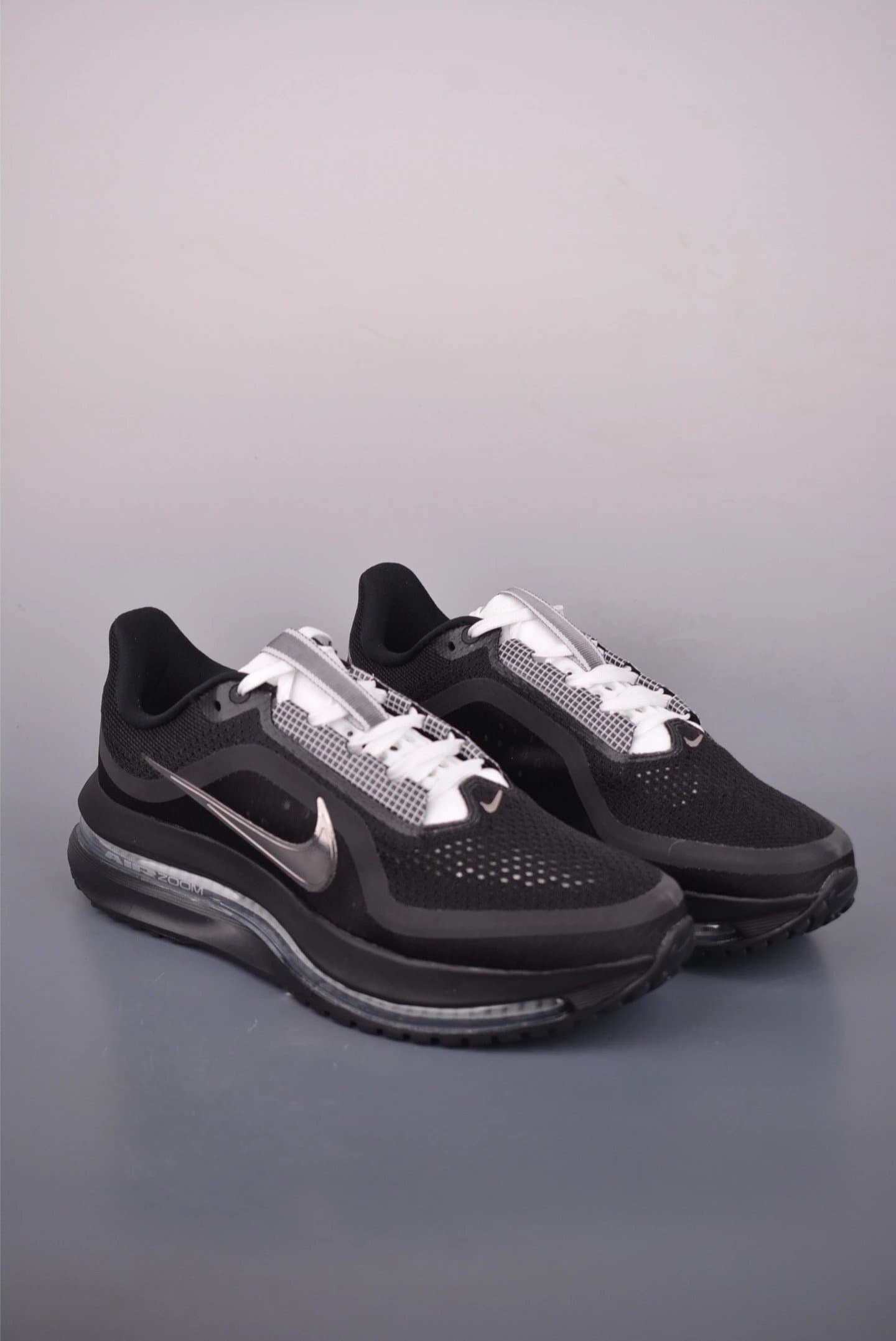 Nike Air Max TN Black White Metallic Silver