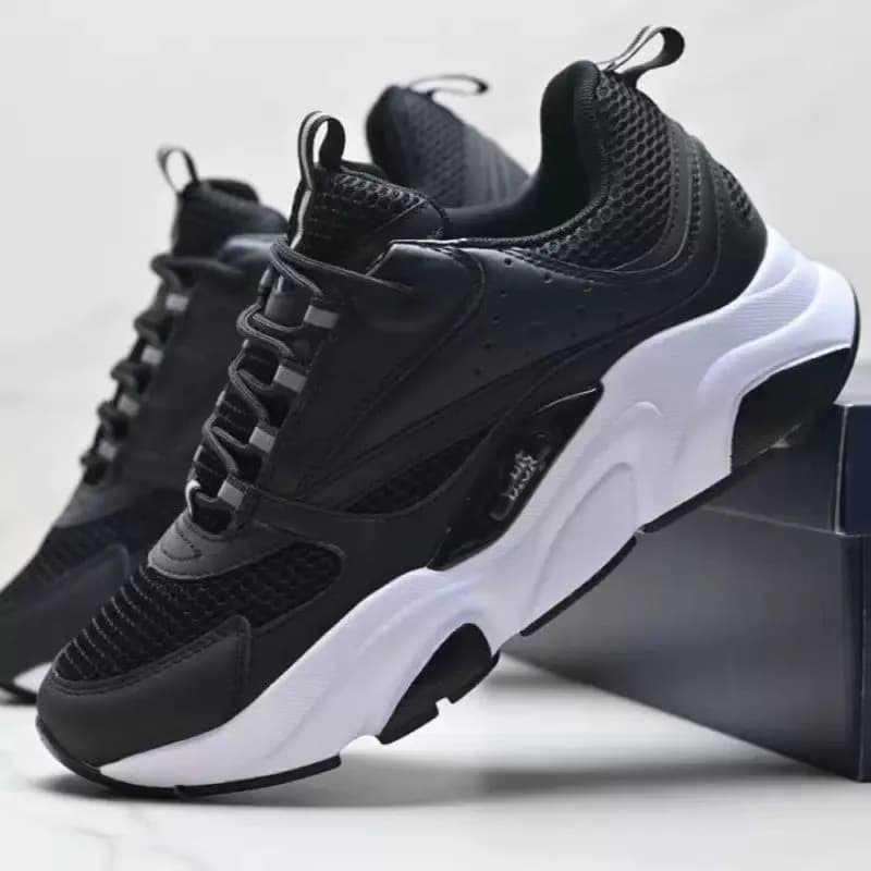 Dior B22 Black Grey — 迪黑白