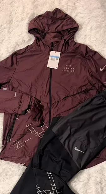 Arc'teryx Alpha SL Jacket White — 红色套装