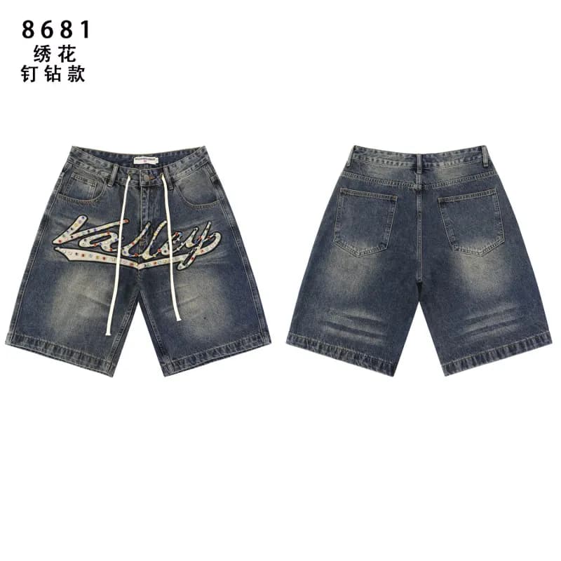 Denim Shorts Washed with Crystal Embellishment — 8681洗水蓝