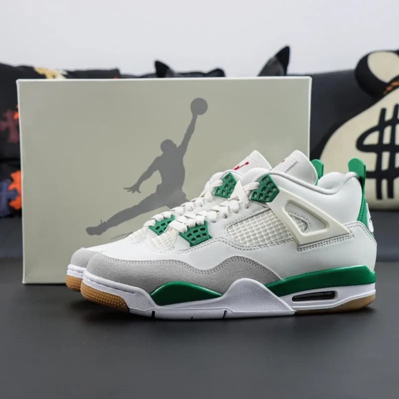 Air Jordan 4 Military Green