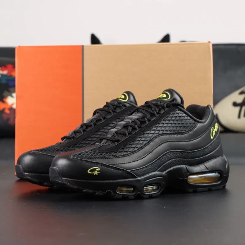 Nike Air Max 95 Undefeated — 【FB2709-003】联名黑黄