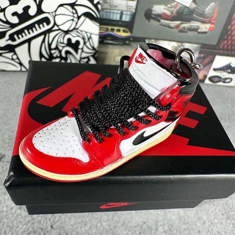 Air Jordan 1 High Miniature Keychain — 119. big red and white + box