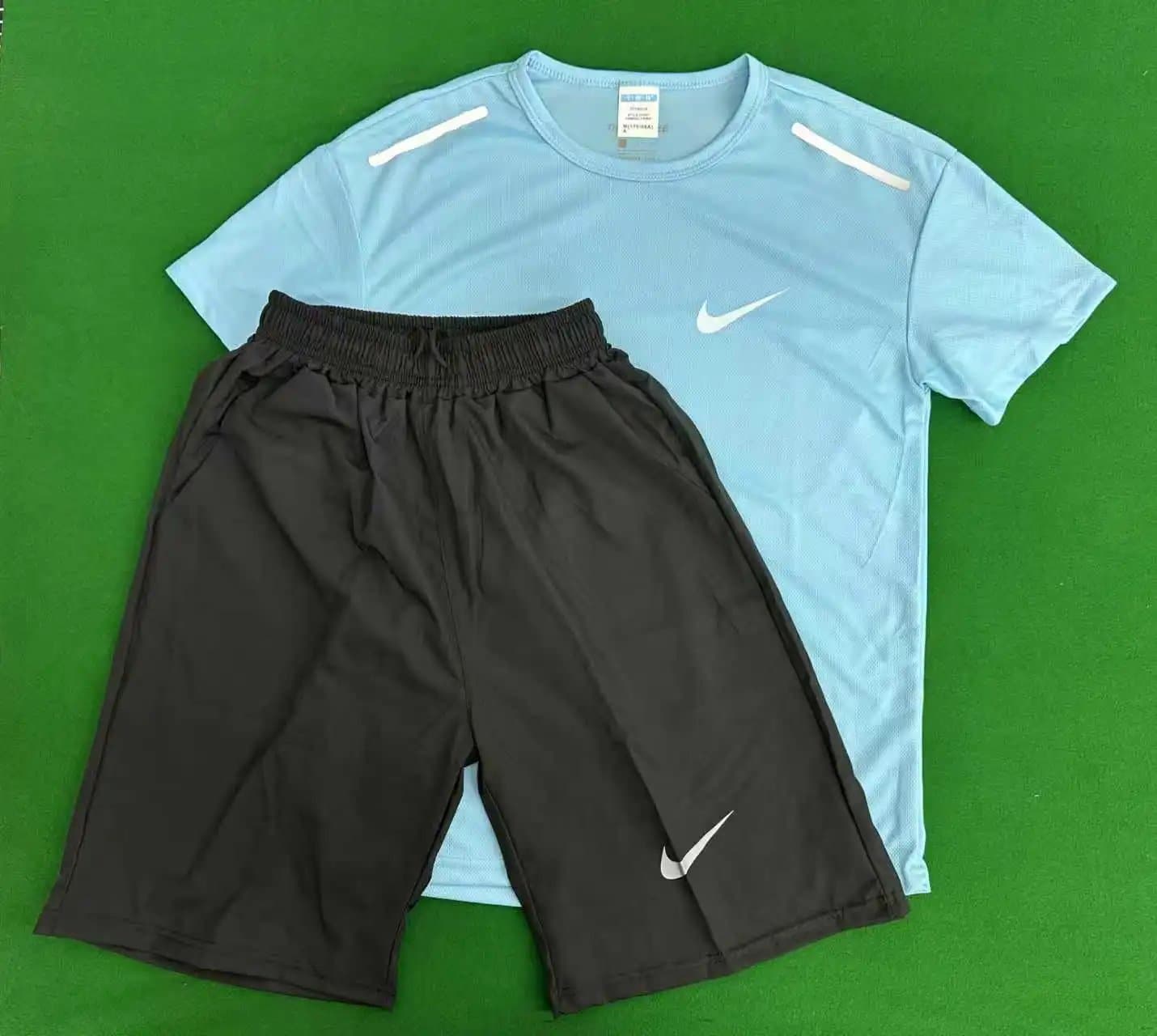 Nike Training Set Red/Black — 反光打勾速干短袖套装浅蓝色