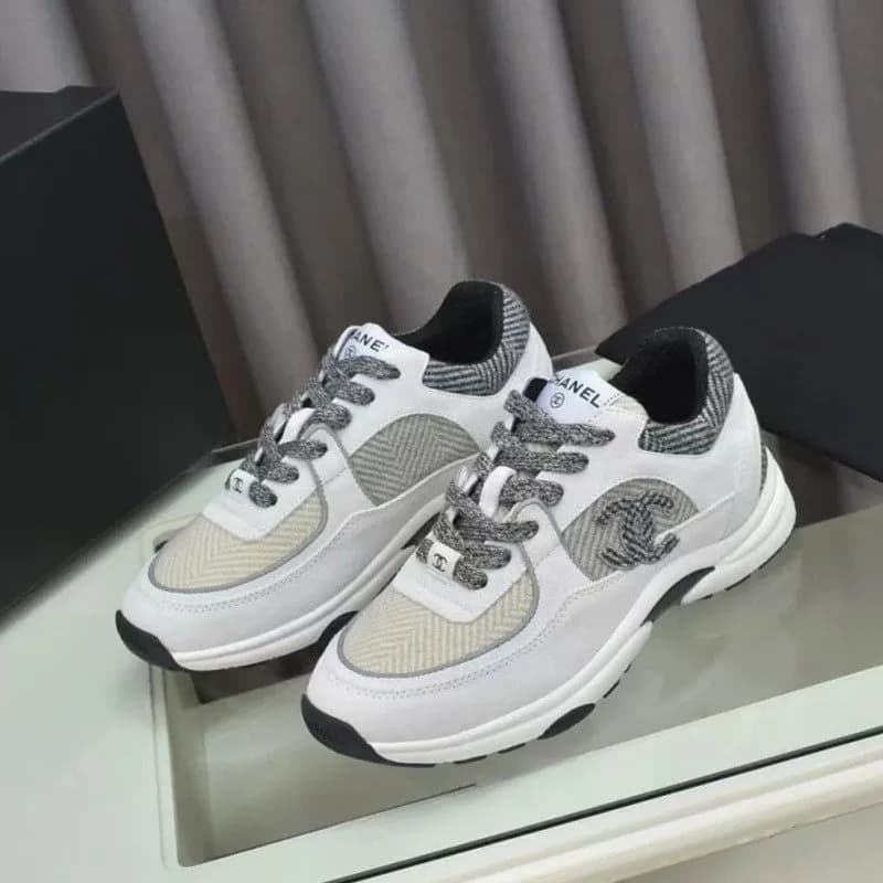 Chanel Sneaker CC Logo — 灰色