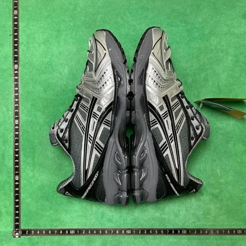 Asics Gel-Kayano 14 Silver Black