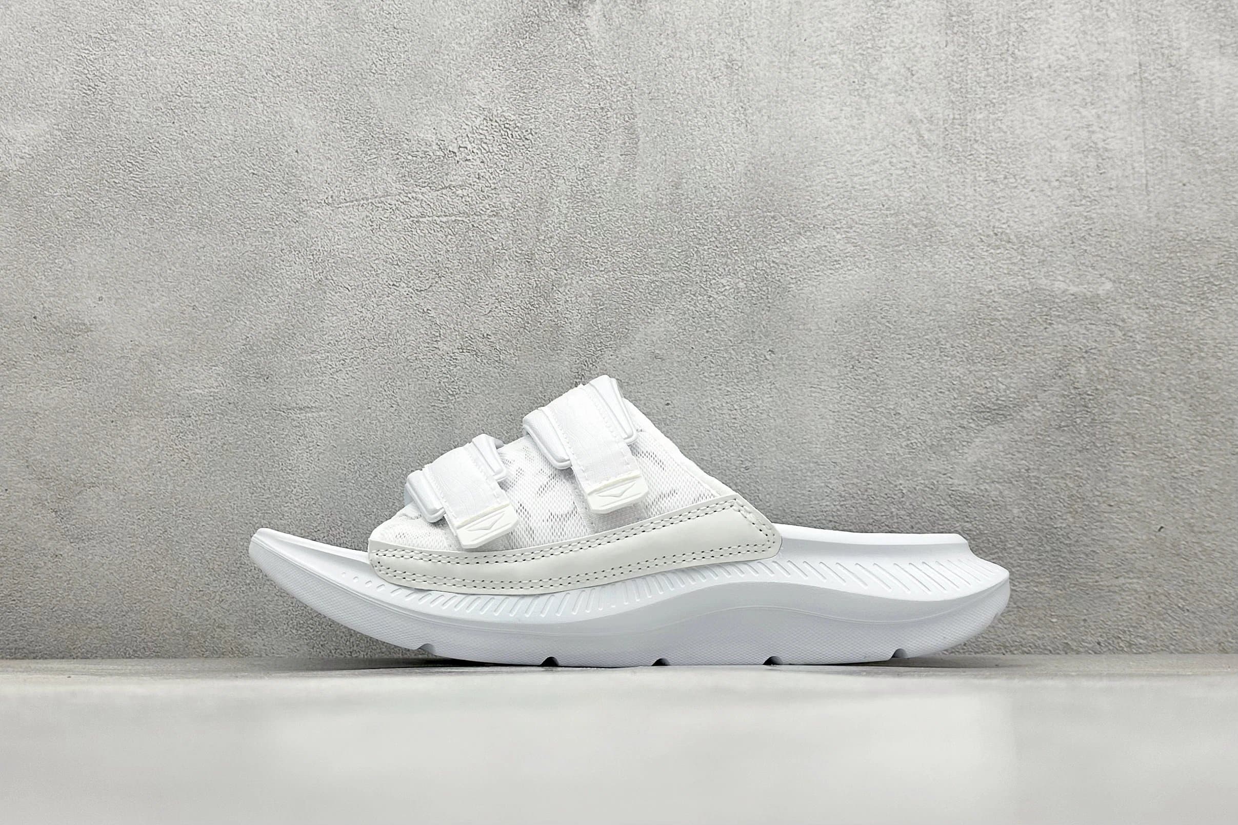 Yeezy Foam Runner Multi-Strap — HOKA(10)