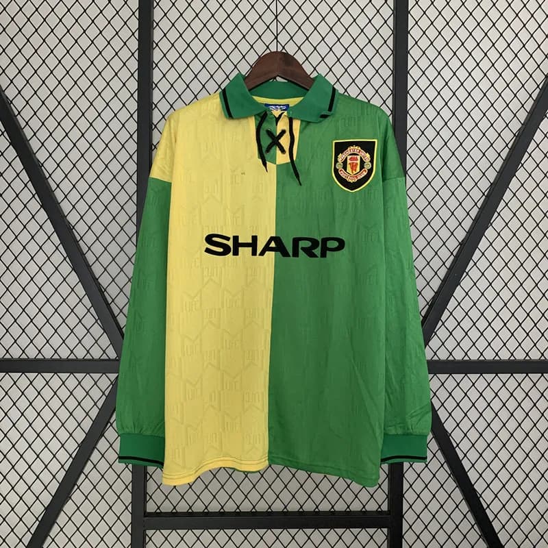 1992-93 Home Shirt Sharp Sponsor