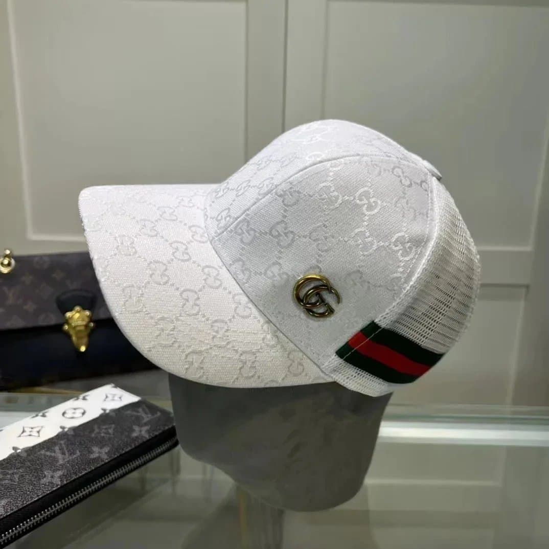 Gucci Baseball Cap GG Monogram — 24