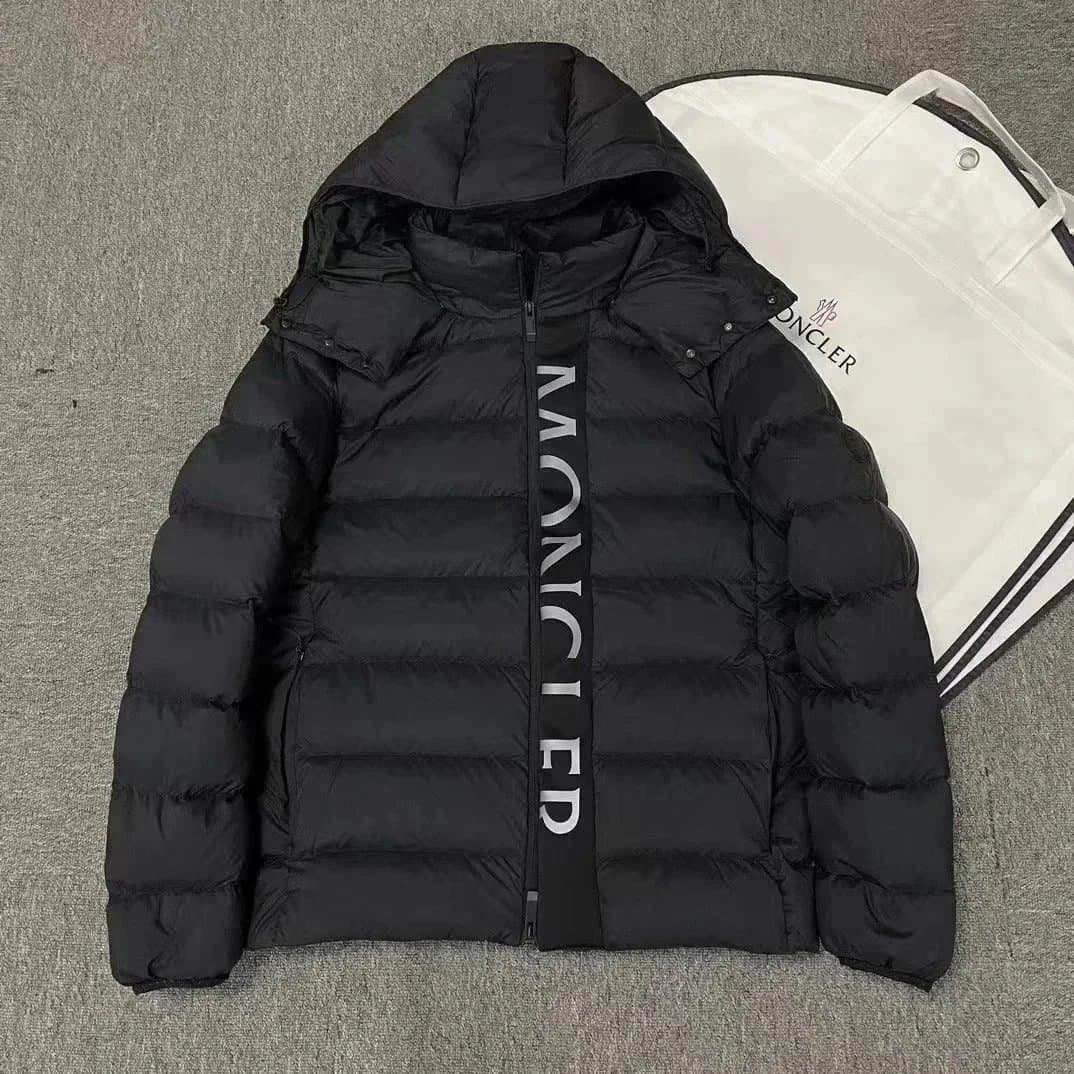 Moncler Puffer Jacket Classic Quilted — 8