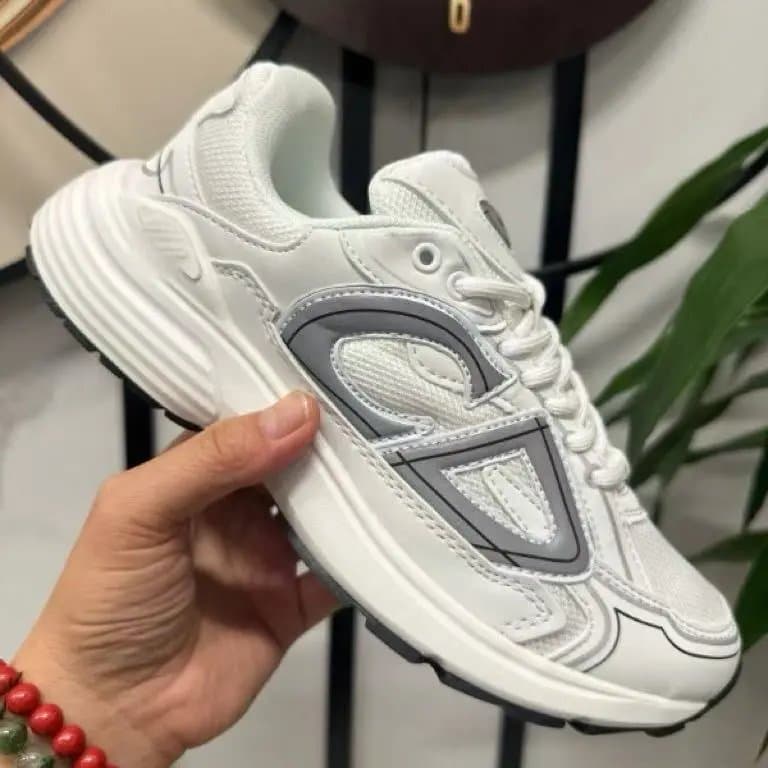 Balenciaga Triple S White Grey