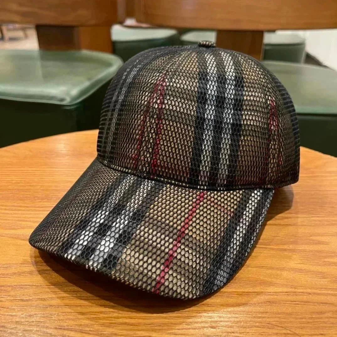 Fendi Baseball Cap FF Monogram — Burberry 9-MZ016