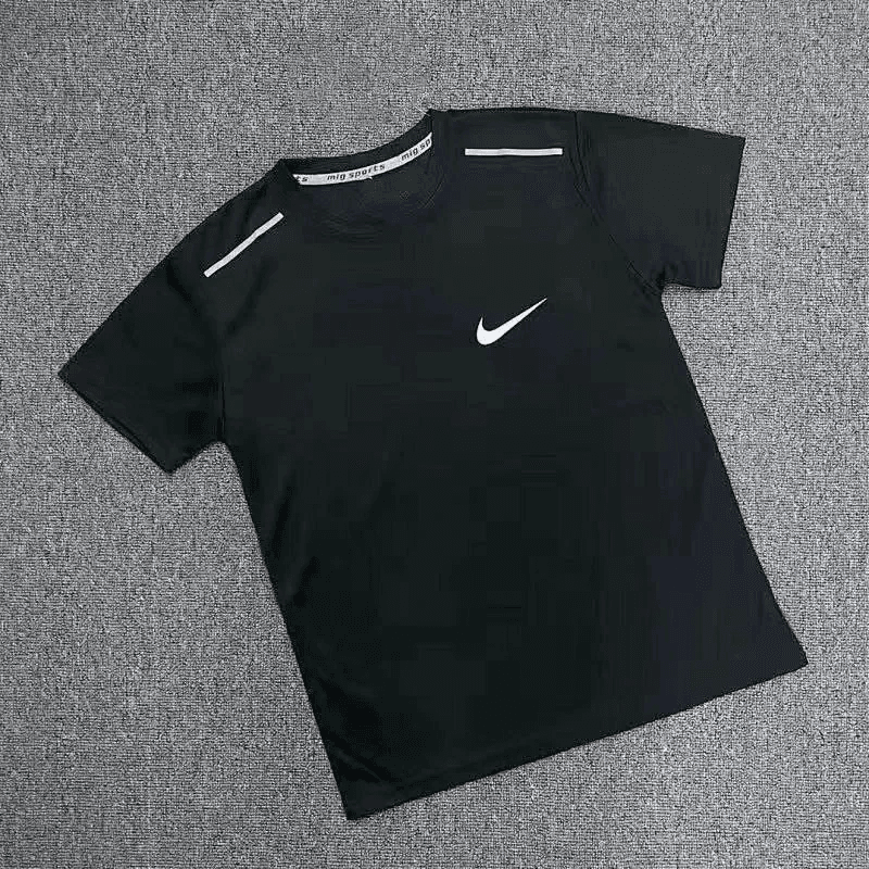 Prada Logo T-Shirt Triangle Logo — Nike反光-黑色