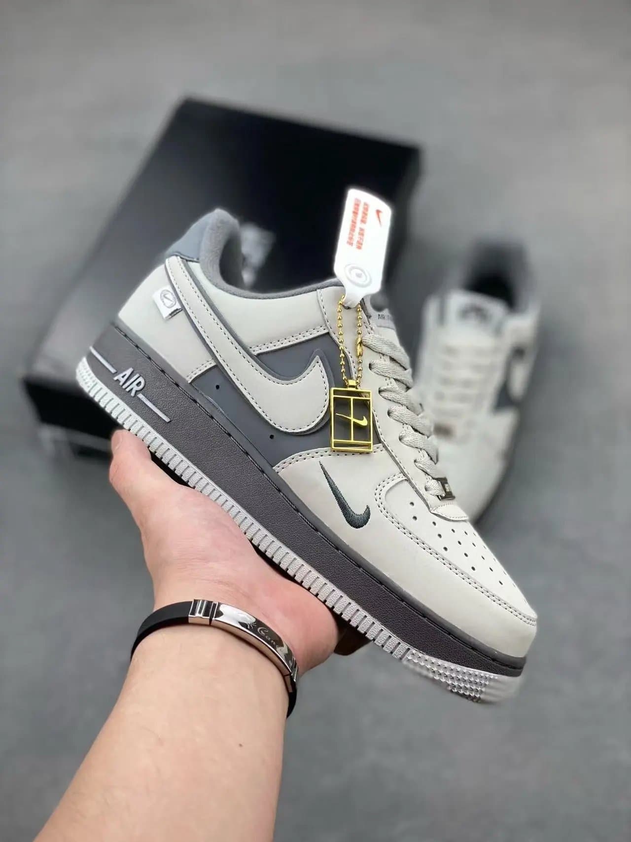 Nike Air Force 1 Low Supreme Box Logo — 2